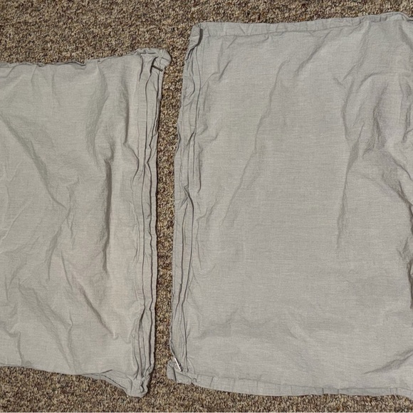 Boll and Branch pillow cases, standard size, Pillow Covers - Picture 3 of 5